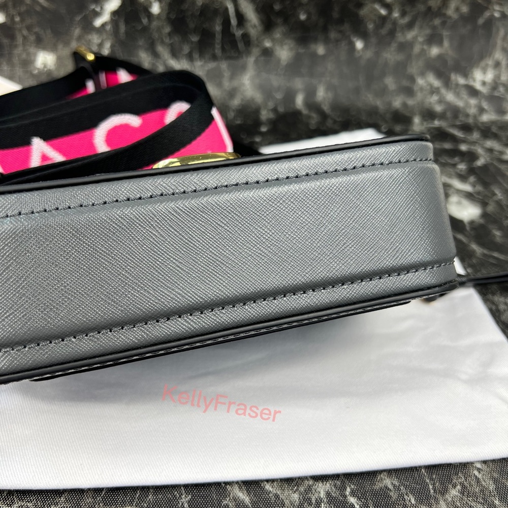 NWOT MARC JACOBS the snapshot  shoulder bag - Picture 8 of 12
